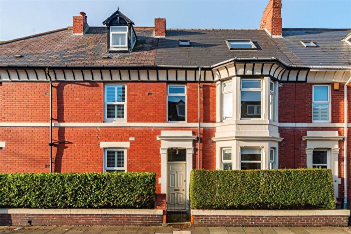 5 Bedroom Terraced House For Sale In Cleveland Avenue, North Shields, Newcastle Upon Tyne, NE29