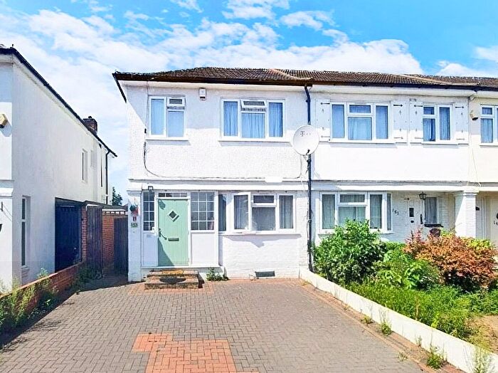 3 Bedroom End Terrace House For Sale In Waverley Road, Rayners Lane, Harrow, HA2