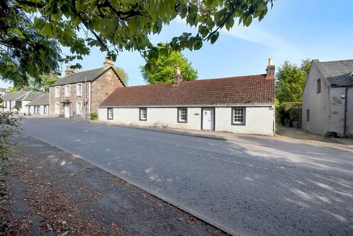 3 Bedroom Detached Bungalow For Sale In Muckhart, Dollar, FK14