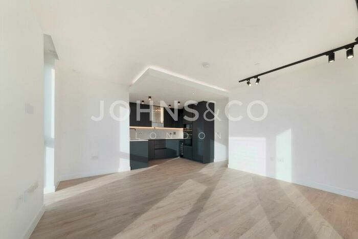 2 Bedroom Apartment To Rent In Valencia Tower, City Road, EC1V