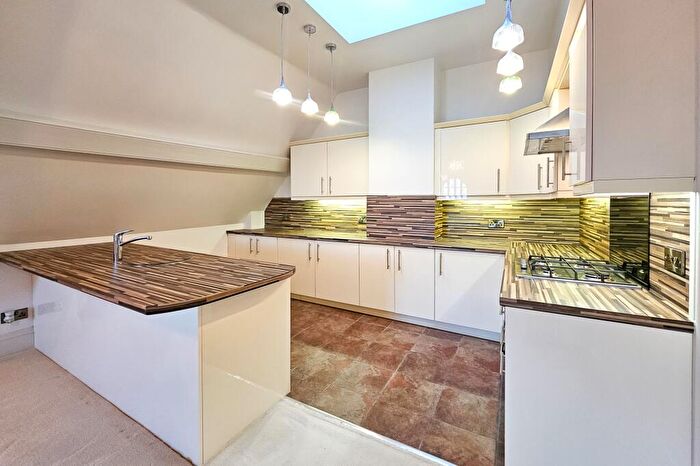 1 Bedroom Apartment For Sale In Moor Park, Beckwithshaw, HG3