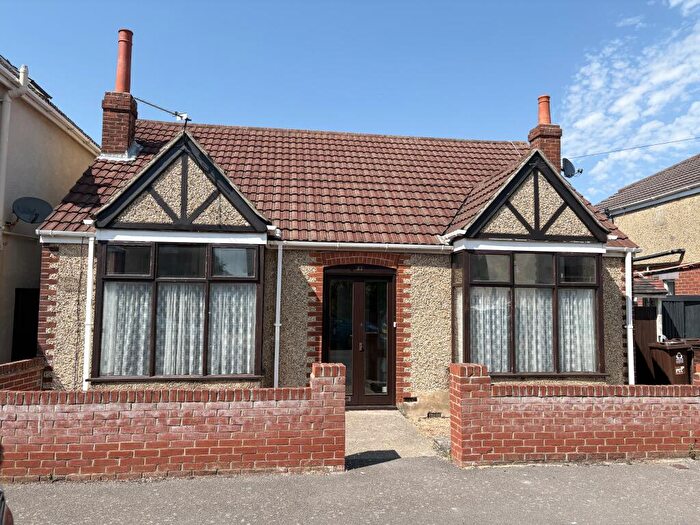 3 Bedroom Detached Bungalow To Rent In Testcombe Road, Alverstoke, Gosport, Hampshire, PO12