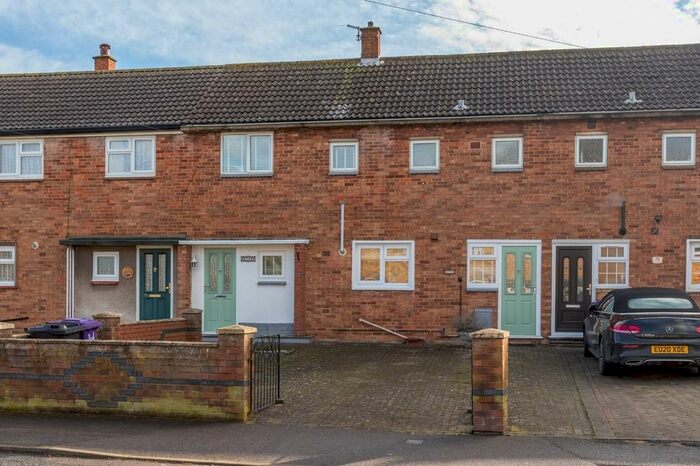 3 Bedroom Terraced House To Rent In Burford Way, Hitchin, Herts, SG5