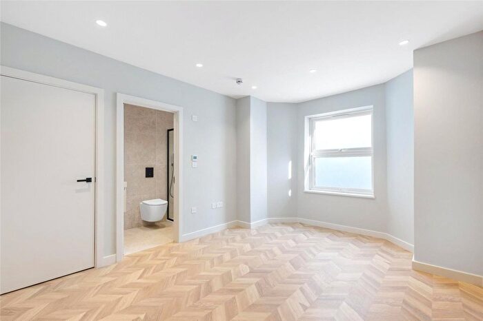 1 Bedroom Flat To Rent In Anerley Hill, London, SE19