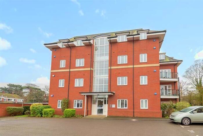 2 Bedroom Flat To Rent In River View Terrace, Abingdon, Oxfordshire, OX14