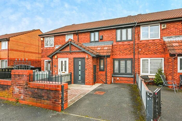 3 Bedroom Terraced House For Sale In Grafton Street, Liverpool, Merseyside, L8