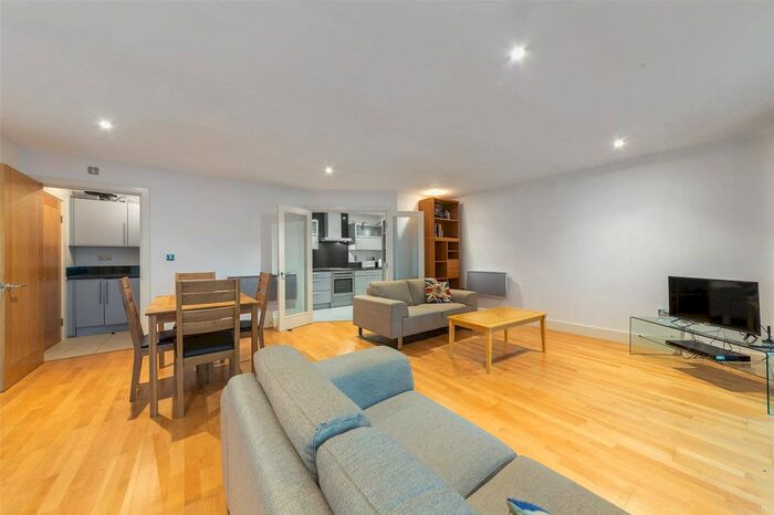 2 Bedroom Flat For Sale In Drake House, St. George Wharf, SW8