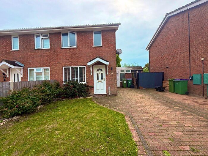 2 Bedroom Semi-Detached House For Sale In Firs Lane, Folkestone, CT19