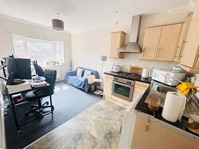 1 Bedroom Flat To Rent In Cambridge Street, Luton, LU1