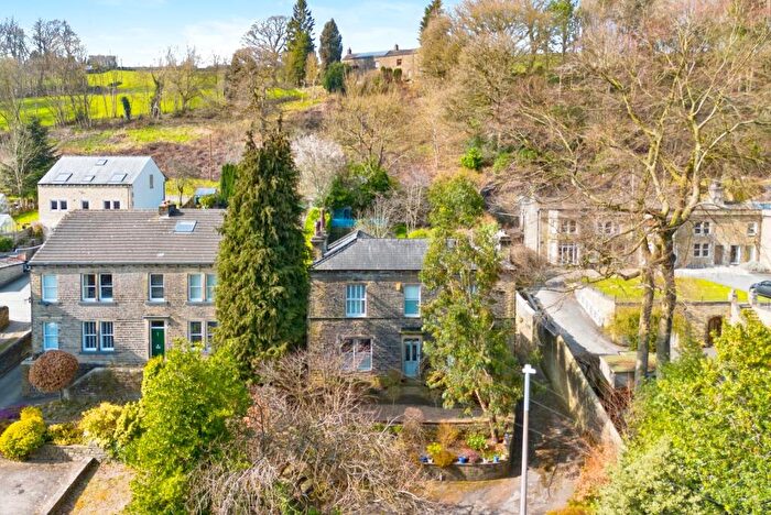 3 Bedroom Detached House For Sale In Halifax Road, Ripponden, Sowerby Bridge, West Yorkshire, HX6
