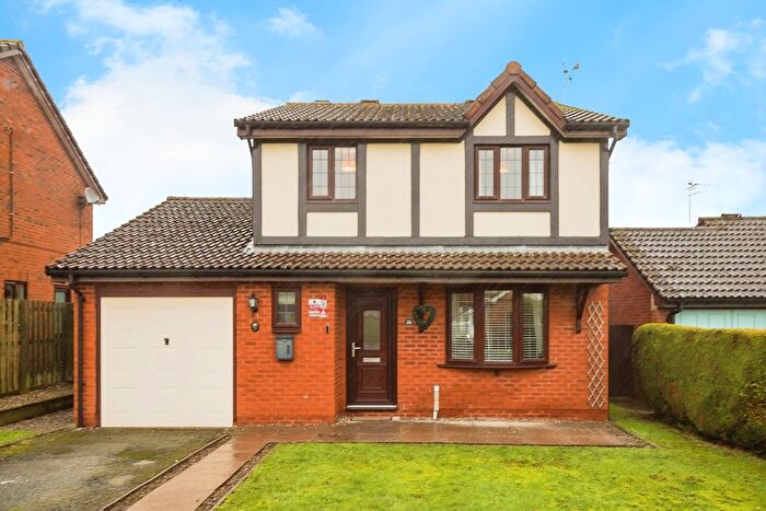 3 Bedroom Detached House For Sale In Croxon Rise, Oswestry, Shropshire, SY11