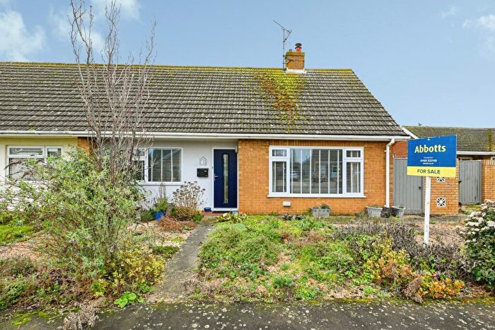 2 Bedroom Semi-Detached House For Sale In Norway Close, Heacham, Norfolk, PE31