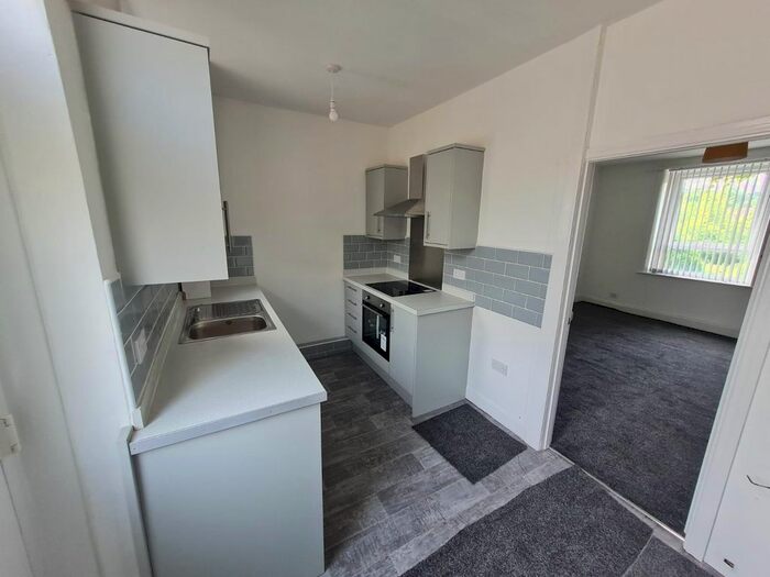2 Bedroom Terraced House To Rent In Peter Hill, Batley WF17