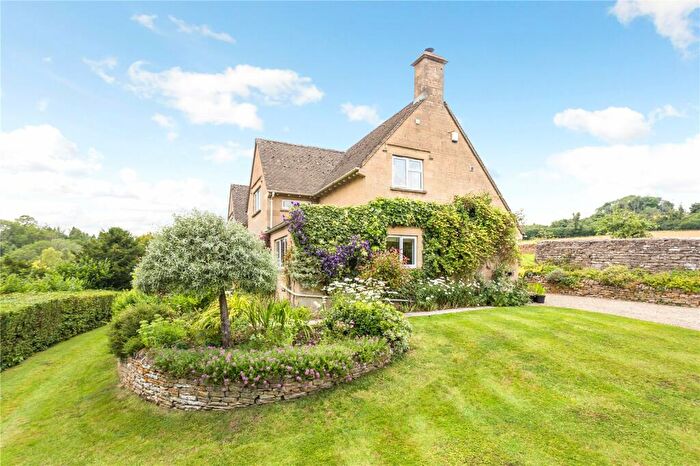 4 Bedroom Equestrian Facility To Rent In Caudle Green, Cheltenham, Gloucestershire, GL53