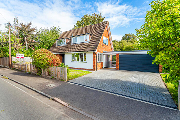 3 Bedroom Detached House For Sale In Tennyson Road, Harpenden, Hertfordshire, AL5