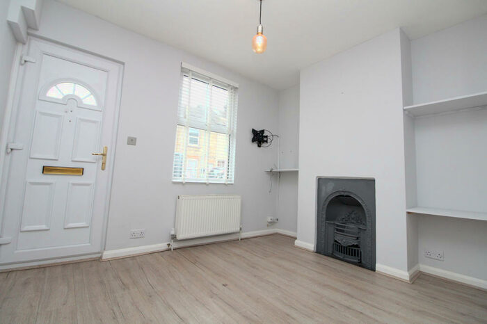 3 Bedroom Terraced House To Rent In Charles Street, Greenhithe, DA9