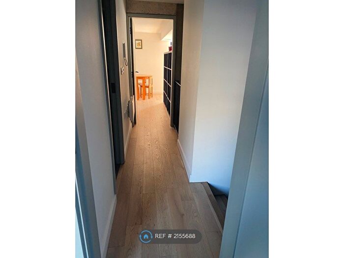 2 Bedroom Flat To Rent In Pat Midgley Lane, Sheffield, S2