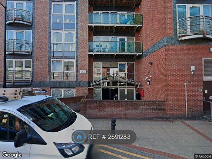 2 Bedroom Flat To Rent In Royal Plaza, Sheffield, S1