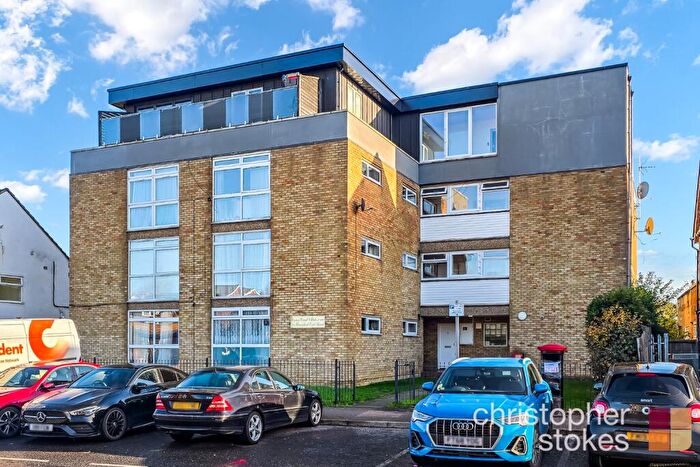 1 Bedroom Apartment For Sale In Byron Court, Flamstead End Road, Cheshunt, Hertfordshire, EN8