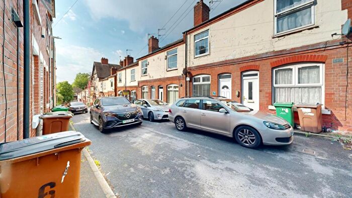 2 Bedroom End Of Terrace House To Rent In St. Pauls Terrace, Nottingham, NG7