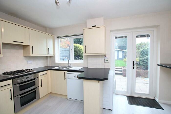 2 Bedroom End Of Terrace House To Rent In Coney Croft, Horsham, RH12