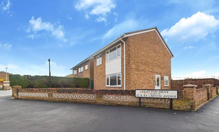 3 Bedroom Detached House For Sale In Lawson Avenue, Peterborough, PE2