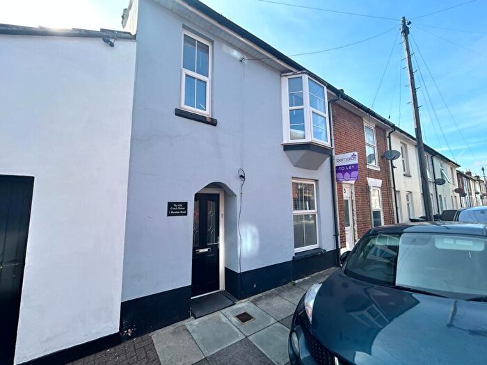 4 Bedroom House To Rent In Boulton Road, Southsea, PO5