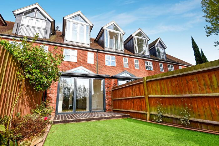 3 Bedroom Terraced House To Rent In Plater Drive, Oxford, OX2