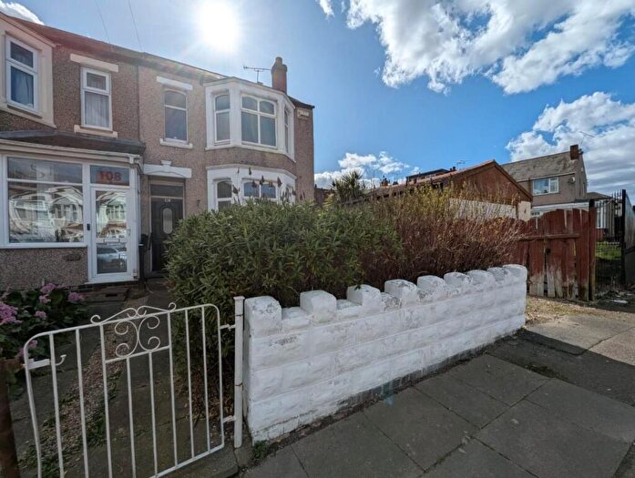 2 Bedroom End Of Terrace House To Rent In Wyken Way, Coventry, CV2