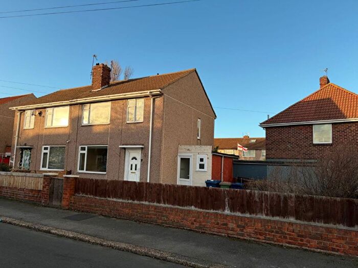 3 Bedroom Semi Detached House For Sale In Lingdale Grove, Redcar, Cleveland, TS10