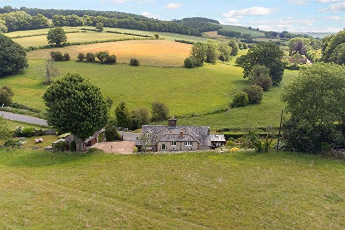 4 Bedroom Detached House For Sale In East Meon, Petersfield, GU32