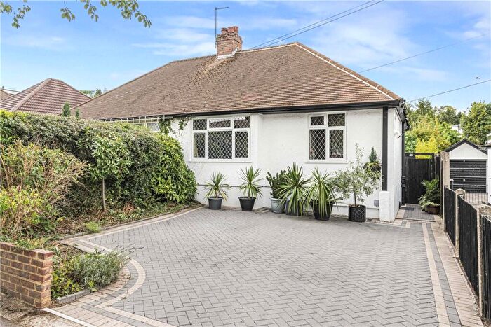 2 Bedroom Bungalow For Sale In Sandhurst Road, South Orpington, Kent, BR6