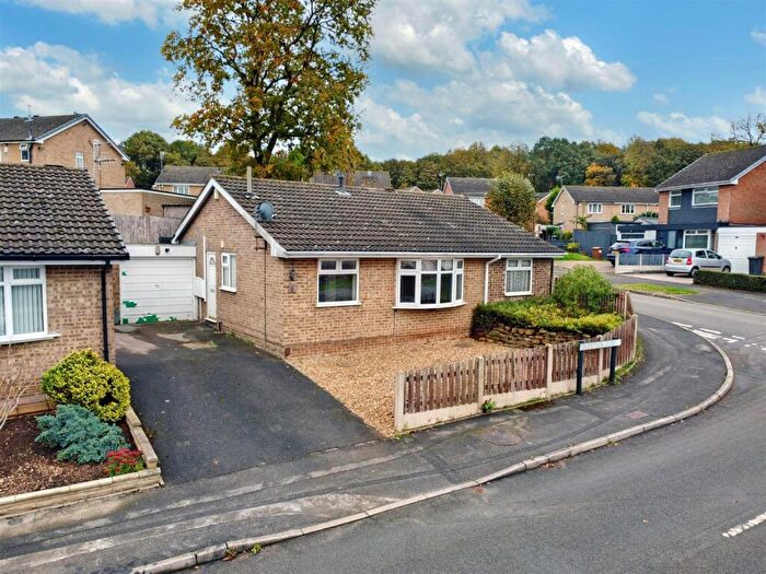 3 Bedroom Bungalow For Sale In Quantock Close, Arnold, Nottingham, NG5