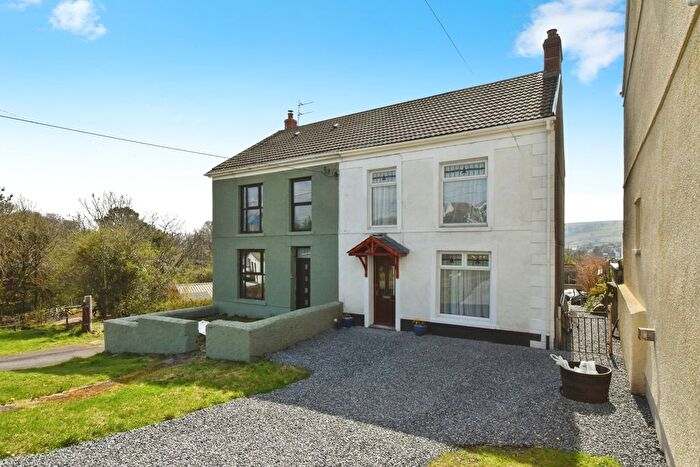 3 Bedroom Semi-Detached House For Sale In Brynbrain Road, Cwmllynfell, Swansea, Carmarthenshire, SA9