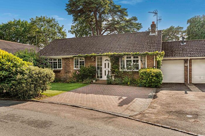 3 Bedroom Bungalow For Sale In The Sands, Whitehill, Bordon, Hampshire, GU35