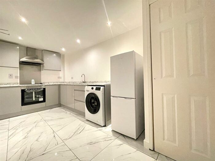 3 Bedroom Apartment To Rent In River Soar Living, Western Road, Leicester, LE3