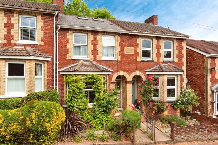 4 Bedroom Detached House For Sale In Woodside Road, Tunbridge Wells, Kent, TN4