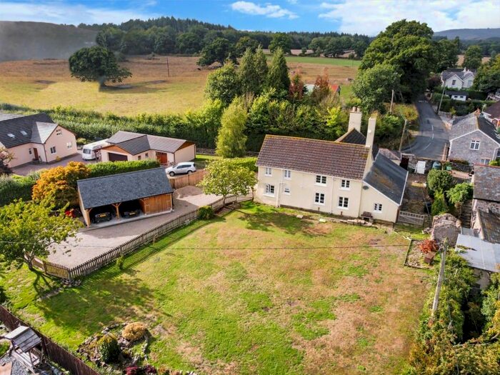 4 Bedroom Detached House For Sale In Teigngrace, Newton Abbot, TQ12