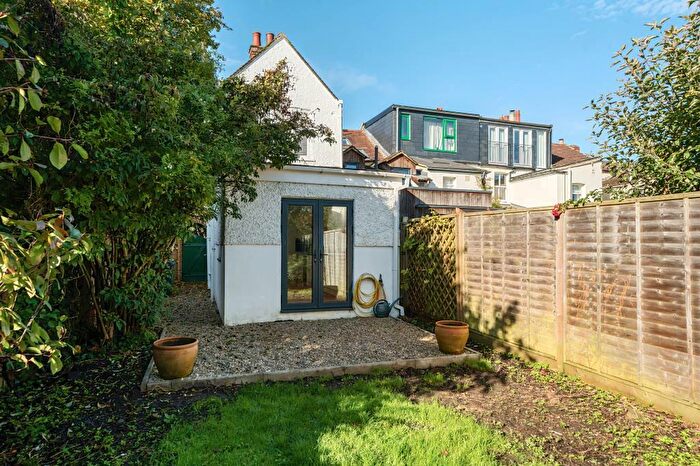 3 Bedroom Terraced House For Sale In West Oxford City, Oxfordshire, OX2