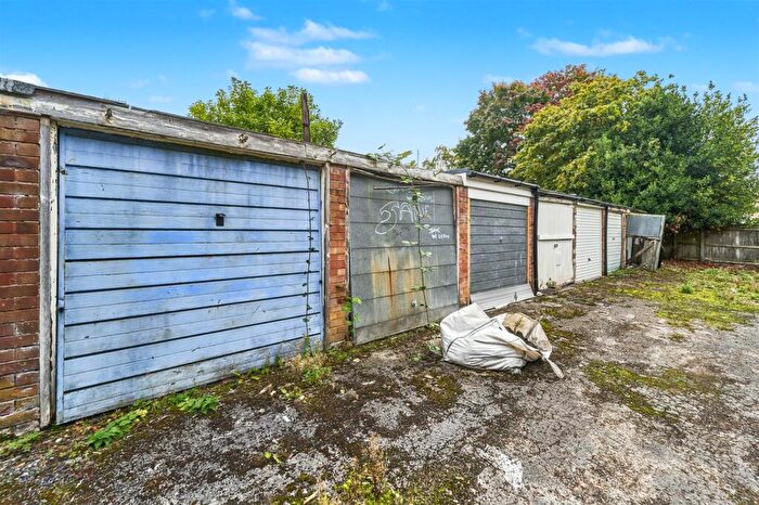 Garage / Parking For Sale In Single Garage | Bromsgrove, B61