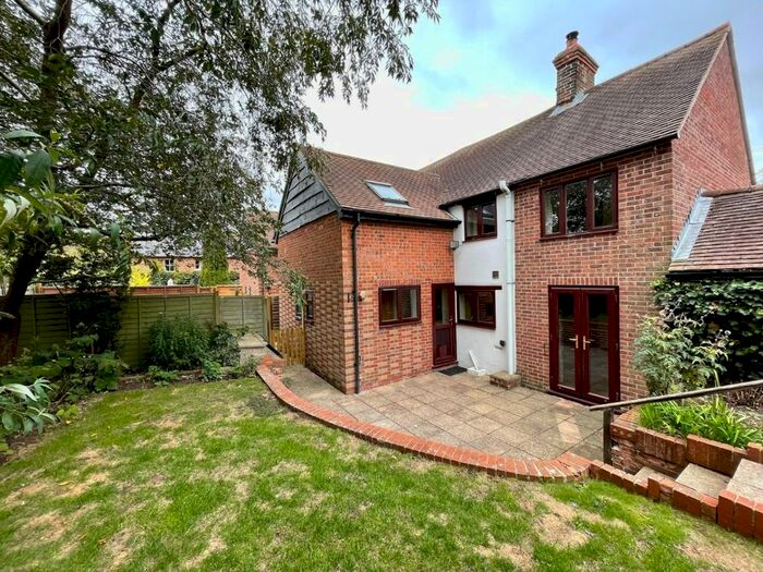 3 Bedroom End Of Terrace House For Sale In Churchway, West Ilsley, Newbury, Berkshire, RG20