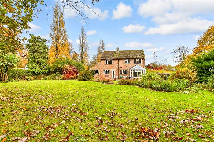 4 Bedroom Detached House For Sale In Shoreham Lane, St Michaels, Tenterden, Kent, TN30