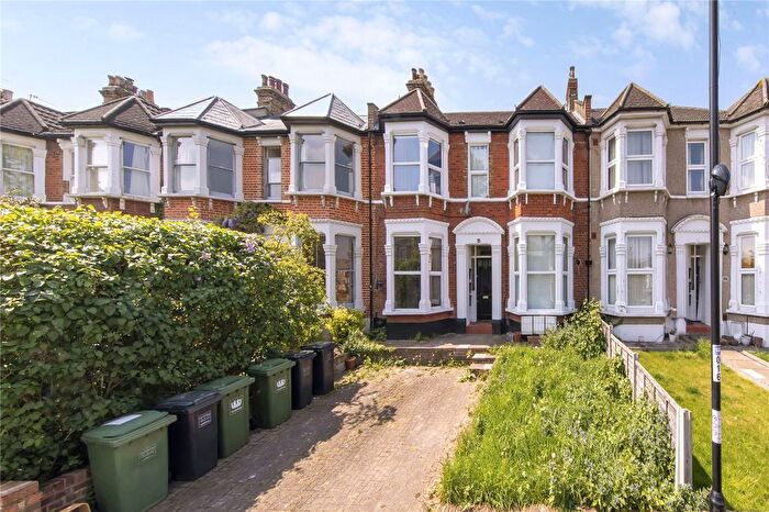 1 Bedroom Flat To Rent In Wellmeadow Road, Catford, SE6