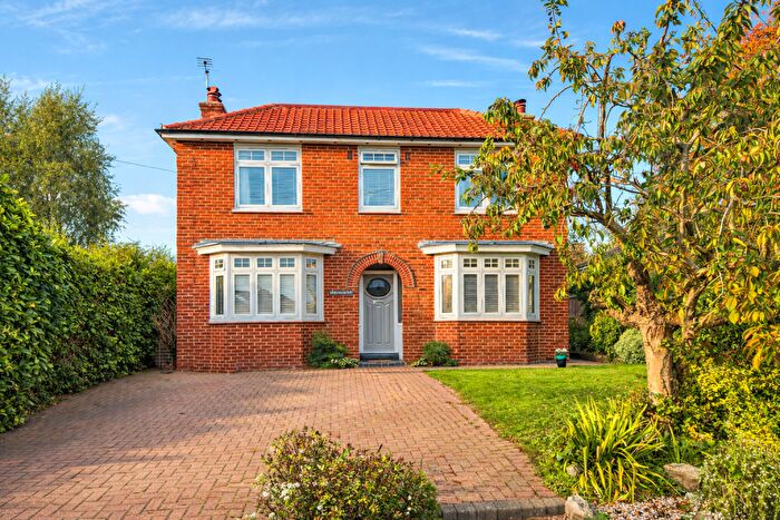 4 Bedroom Detached House For Sale In Sandwich, CT13