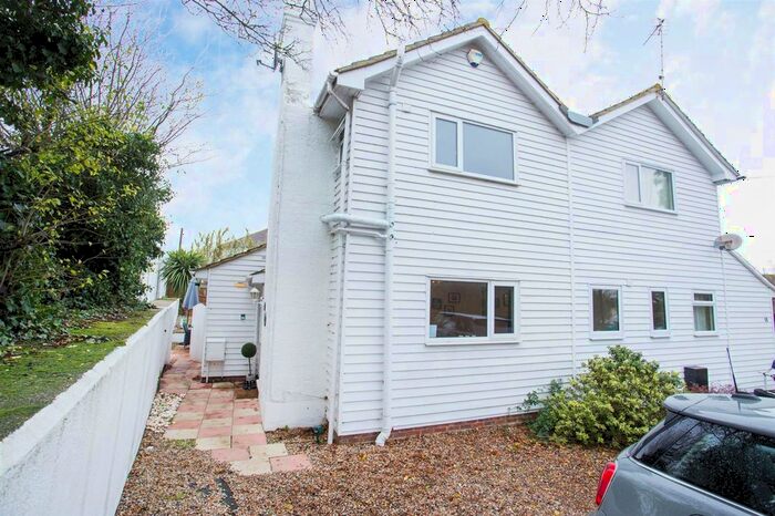 3 Bedroom Semi-Detached House To Rent In Golden Hill, Whitstable, CT5