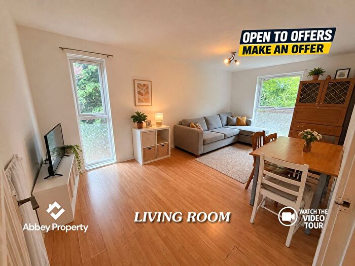 2 Bedroom Flat To Rent In Downs Road, Luton, LU1