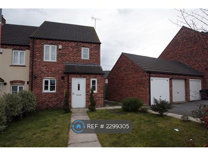 3 Bedroom End Of Terrace House To Rent In Waltheof Road, Sheffield, S2