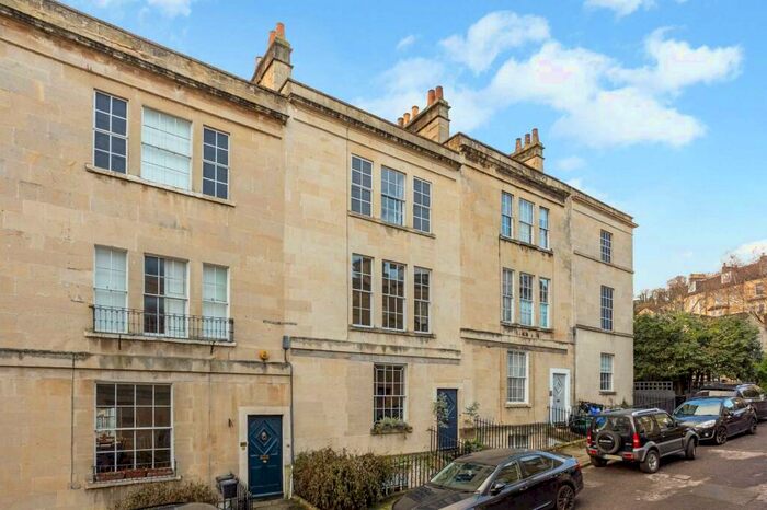 4 Bedroom House To Rent In Hanover Street, BA1