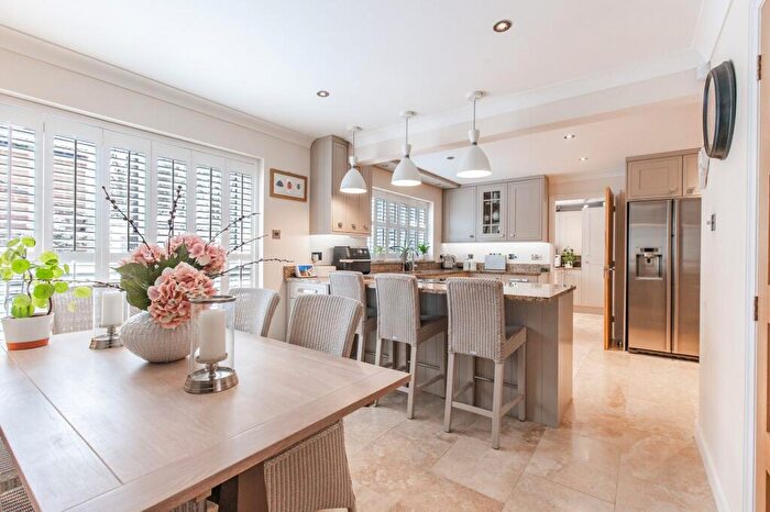 4 Bedroom Detached House For Sale In Tranquil Four Bedroom Home In Drayton, NR8