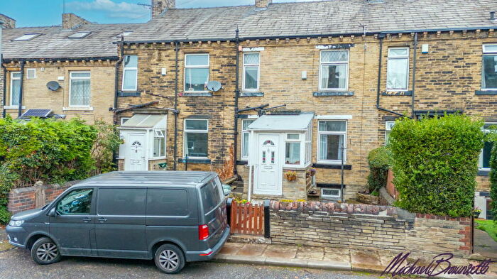 1 Bedroom Terraced House For Sale In Fourth Street, Low Moor, Bradford, BD12